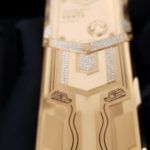 Kỳ Lân Luxury vertu signature s full gold full diamond ziczac fullbox 5 1 Vertu Signature S Full Gold Diamond ZicZac Full Box