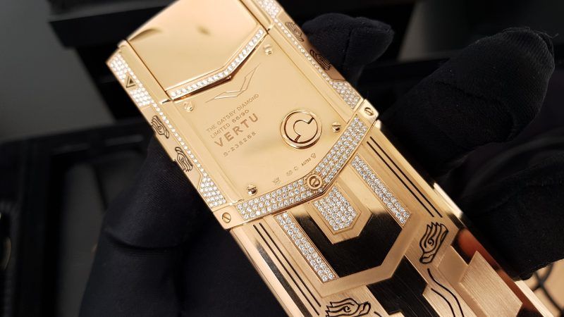 Kỳ Lân Luxury vertu signature s full gold full diamond ziczac fullbox 7 1 Vertu Signature S Full Gold Diamond ZicZac Full Box