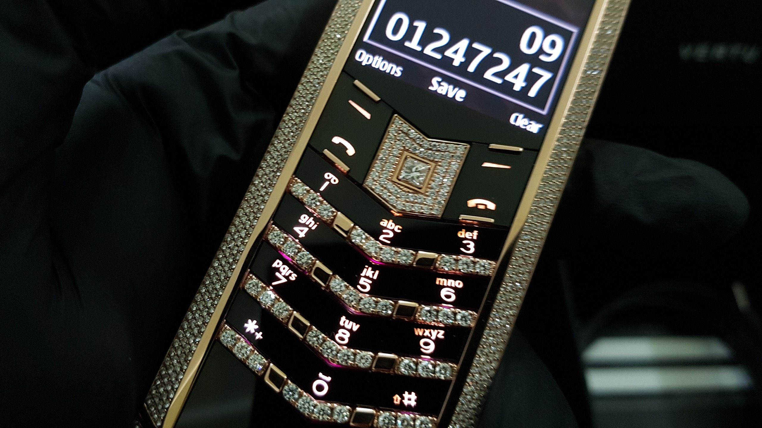 Kỳ Lân Luxury vertu signature s full gold full kim full box 59 Tìm hiểu về Vertu Signature S Full Gold Full Kim Full Box
