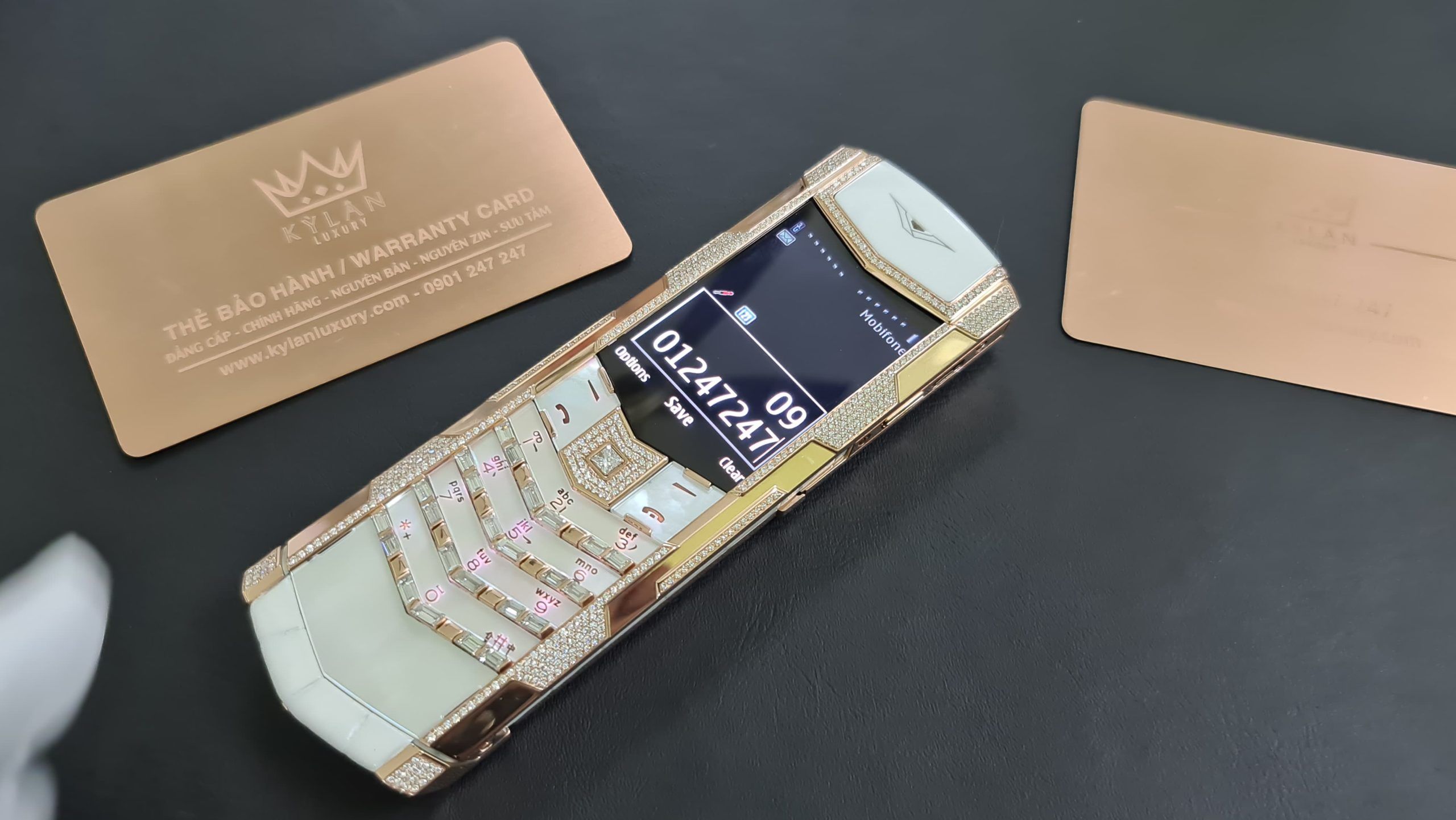 Kỳ Lân Luxury vertu signature s gold white nacre 20 scaled Thông tin điện thoại Vertu Signature S Gold White Nacre - VertuS Nacre