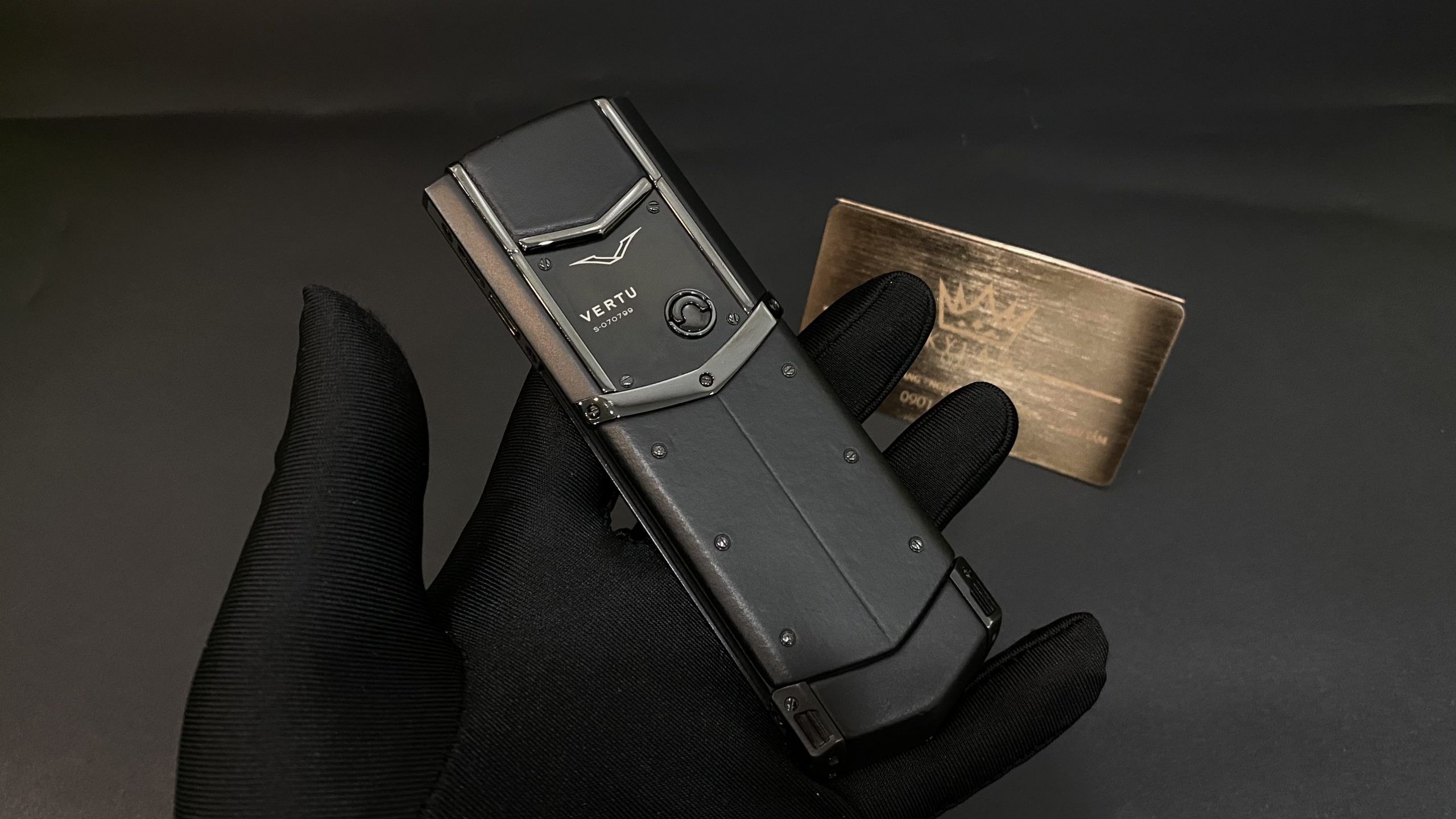 Kỳ Lân Luxury vertu signature s pure black mix diamond 22 1 scaled Vertu Signature S Pure Black Mix Diamond