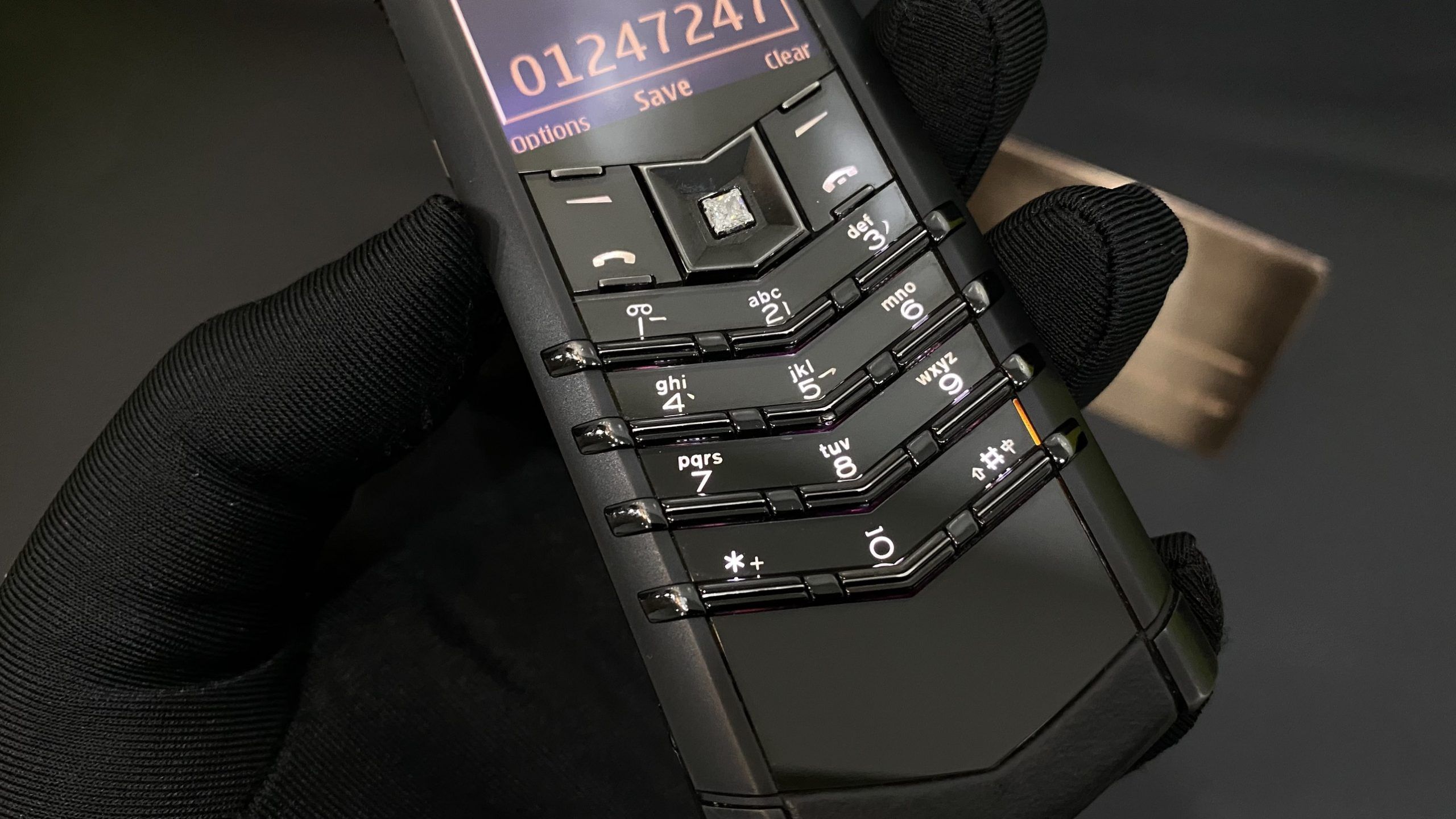 Kỳ Lân Luxury vertu signature s pure black mix diamond 4 1 scaled Vertu Signature S Pure Black Mix Diamond