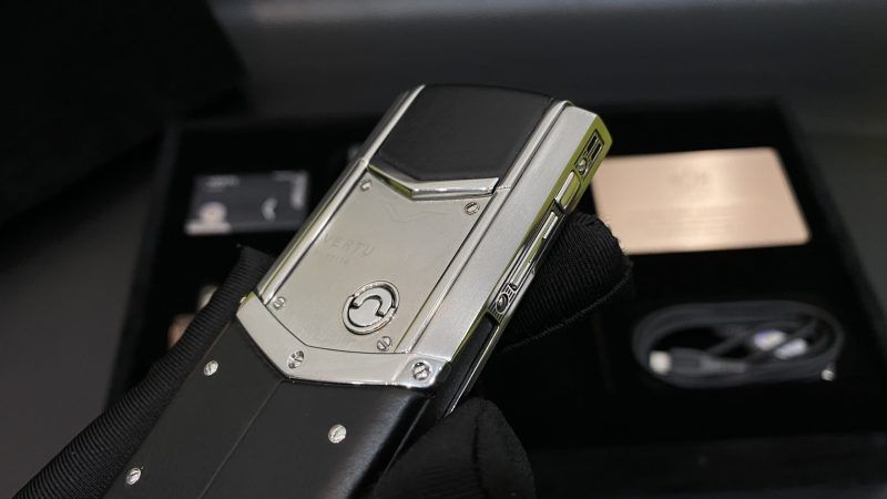 Kỳ Lân Luxury vertu signature s steel mix diamond 7 1 scaled 1 Vertu Signature S Steel Mix Diamond