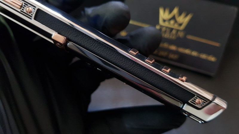 Kỳ Lân Luxury vertu signature s thep che tac diem ma vang 18 scaled 1 Vertu Signature S thép điểm vàng hồng