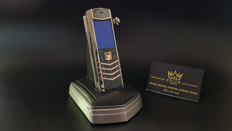 Kỳ Lân Luxury vertu signature s thep che tac diem ma vang 5 scaled 1 Vertu Signature S thép điểm vàng hồng