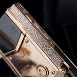 Kỳ Lân Luxury vertu signature s vang khoi full kim cuong 25 263f8b88 4b75 46d9 ae02 cef3e1270c7d 1 Vertu Signature S Vàng Khối Full Diamond