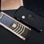 Kỳ Lân Luxury vertu signature s vang khoi full kim cuong 3 30605538 1e53 4d1f 9dc3 1e0589598873 1 Vertu Signature S Vàng Khối Full Diamond