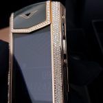 Kỳ Lân Luxury vertu signature s vang khoi full kim cuong 36 f68d8e0b 4d5a 40f4 8335 43a5b760cf63 1 Vertu Signature S Vàng Khối Full Diamond