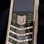 Kỳ Lân Luxury vertu signature s vang khoi full kim cuong 46 0432db46 6ab7 4e81 a7de 655307f9f88c 1 Vertu Signature S Vàng Khối Full Diamond