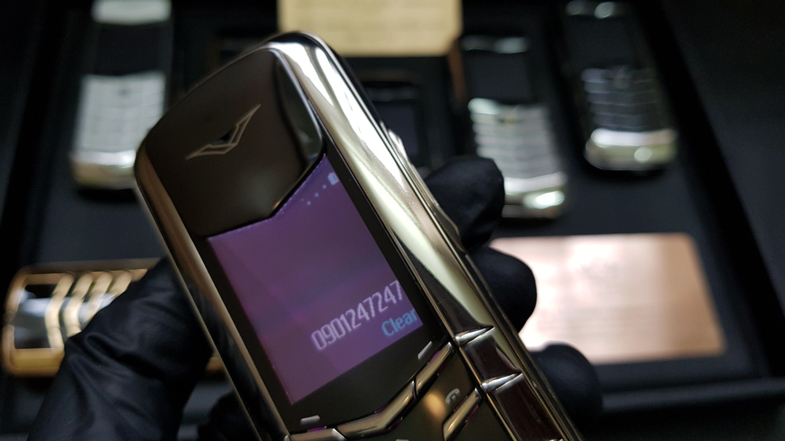 Kỳ Lân Luxury vertu signature vang trang 29 Vertu Signature M vàng trắng
