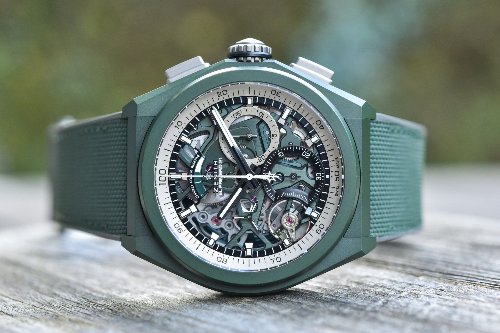 Kỳ Lân Luxury zenith defy 21 urban jungle chronograph 2021 8 Top 9 dòng đồng hồ xanh lá cây xuất sắc nhất hiện nay bạn nên biết (PHẦN 2)