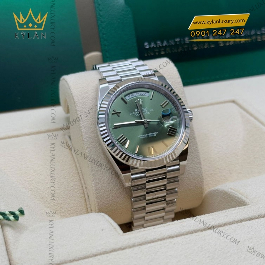 Kỳ Lân Luxury 1 5 Đồng hồ Rolex Day Date 40 platinum xanh olive 228236-0008
