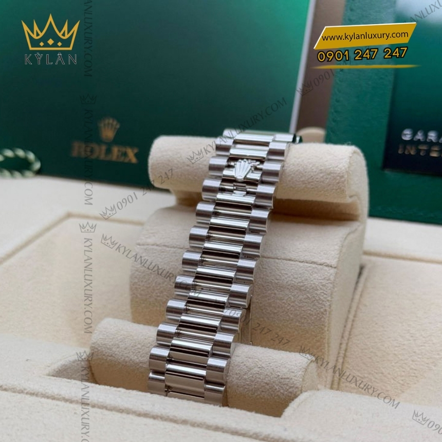 Kỳ Lân Luxury 6 3 Đồng hồ Rolex Day Date 40 platinum xanh olive 228236-0008