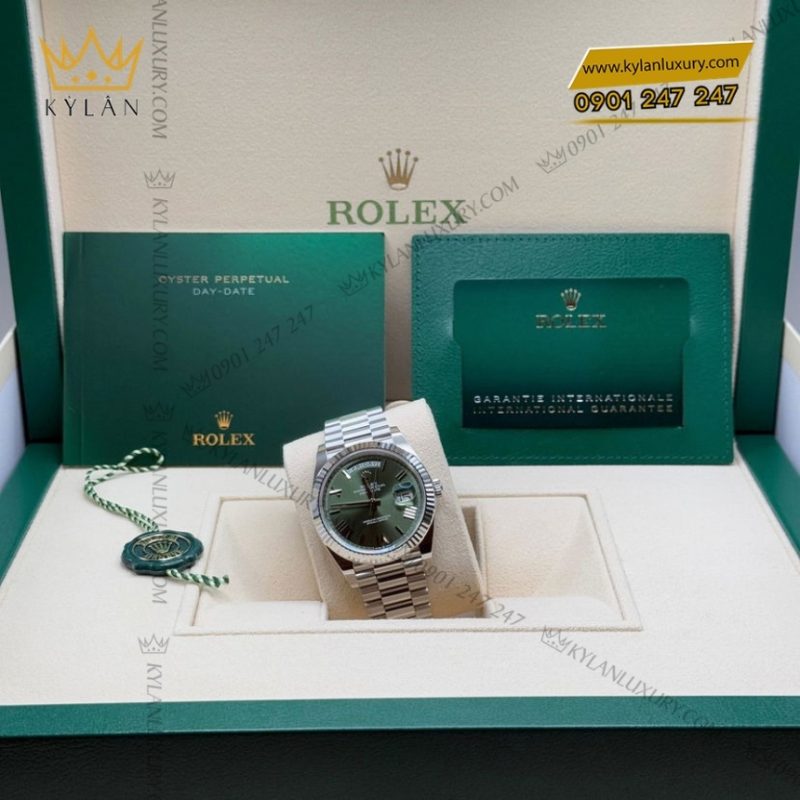 Đồng hồ Rolex Day Date 40 platinum xanh olive 228236-0008