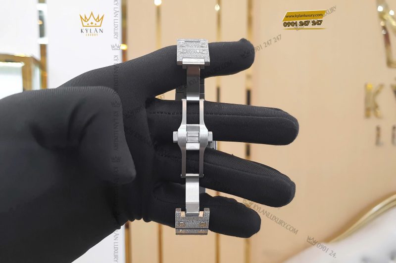 Kỳ Lân Luxury Cartier Santos De Cartier Medium Size Custom Diamond 2 Đồng hồ Cartier Santos De Cartier Medium Size Custom Diamond