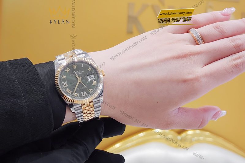 Đồng hồ Rolex Datejust 36 126233-0025 vàng vàng, mặt số xanh Olive