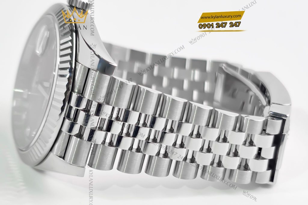 Kỳ Lân Luxury Dong ho Rolex Datejust 41 126334 0006 mat xam ghi coc so kim cuong 4 Đồng hồ Rolex Datejust 41 126334-0006 mặt xám ghi, cọc số kim cương