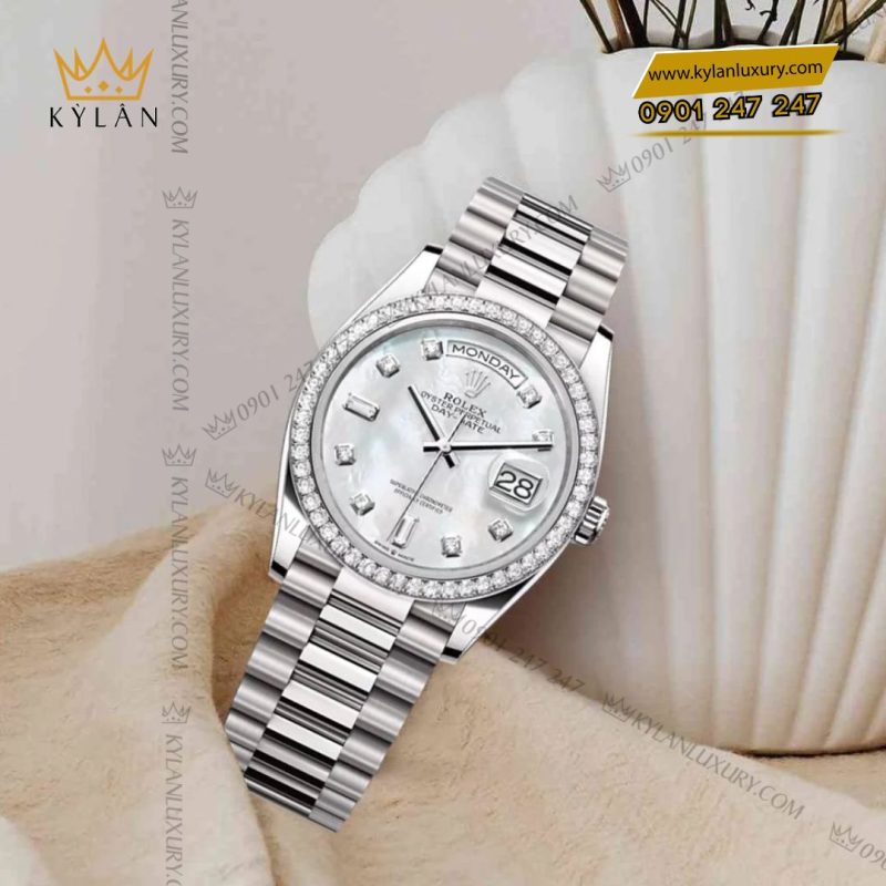Đồng hồ Rolex Day-Date 36 128349RBR-0004 mặt số khảm trai, cọc số kim cương