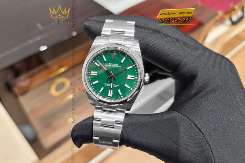 Đồng hồ Rolex Oyster Perpetual 41 134300-0005 mặt số xanh lá