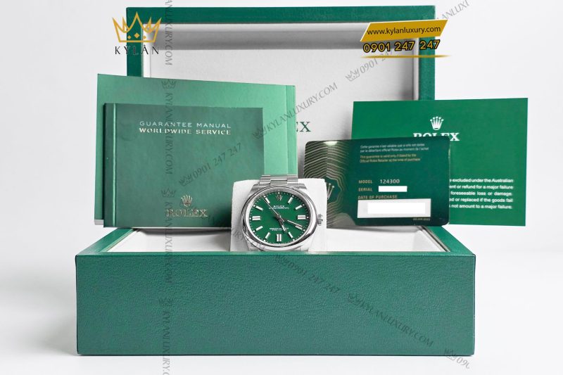 Đồng hồ Rolex Oyster Perpetual 41 134300-0005 mặt số xanh lá
