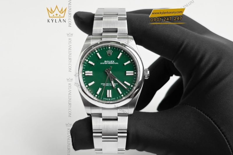 Đồng hồ Rolex Oyster Perpetual 41 134300-0005 mặt số xanh lá