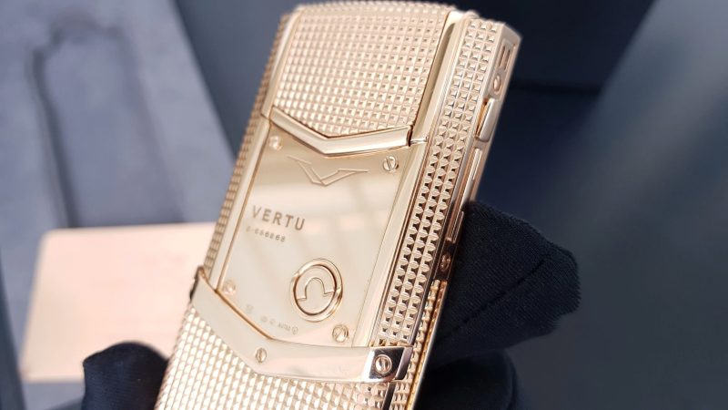 Kỳ Lân Luxury Vertu Signature S Full Gold Clous De Paris 16 Vertu Signature S Full Gold Clous De Paris