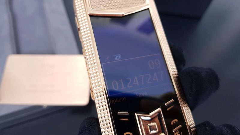 Kỳ Lân Luxury Vertu Signature S Full Gold Clous De Paris 24 Vertu Signature S Full Gold Clous De Paris