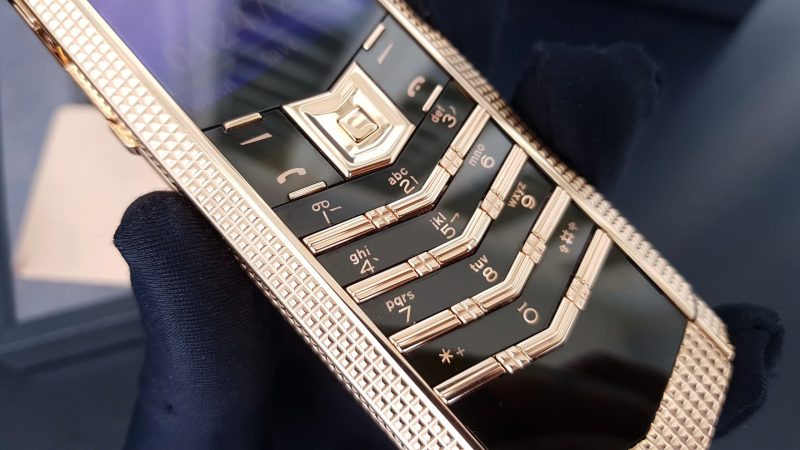 Kỳ Lân Luxury Vertu Signature S Full Gold Clous De Paris 25 Vertu Signature S Full Gold Clous De Paris