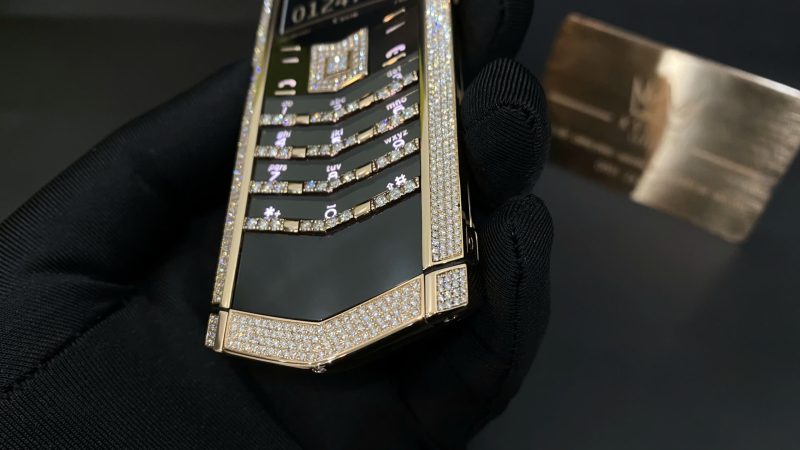 Kỳ Lân Luxury Vertu Signature S Full Gold Full Diamond 18 Vertu Signature S Full Gold Full Diamond