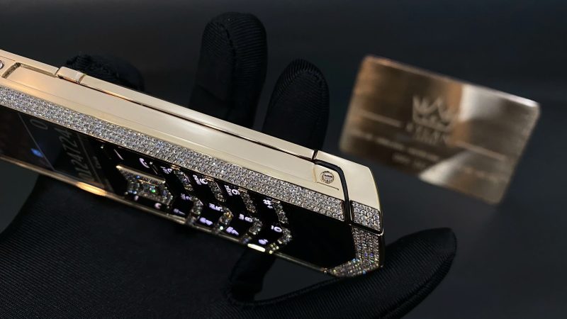 Kỳ Lân Luxury Vertu Signature S Full Gold Full Diamond 21 Vertu Signature S Full Gold Full Diamond