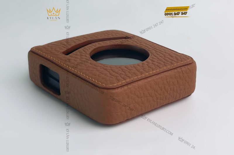 Kỳ Lân Luxury bao da dien thoai vertu ironflip da togo mau nau 7 scaled 1 Bao da điện thoại Vertu Ironflip da Togo màu nâu