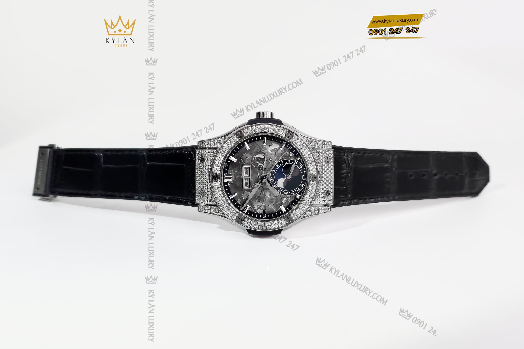 Kỳ Lân Luxury dong ho Hublot Classic Fusion Aerofusion Moonphase Titanium Pave 11 Đồng hồ Hublot Classic Fusion Aerofusion Moonphase Titanium Pavé 517.NX.0170.LR.1704