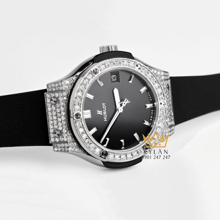 Đồng hồ Hublot Classic Fusion Titanium Pavé 33mm