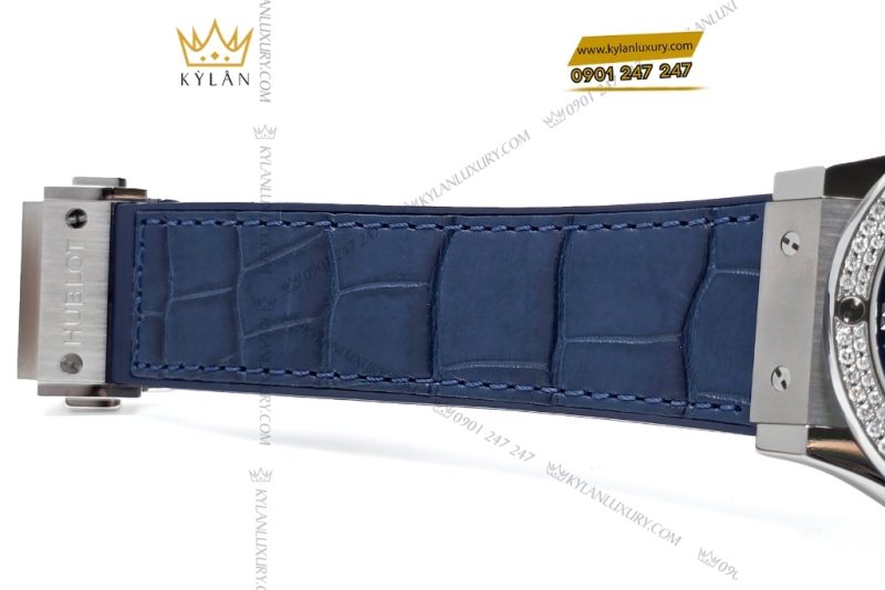 Đồng hồ Hublot Classic Fusion Titanium Blue custom vành kim cương 42mm