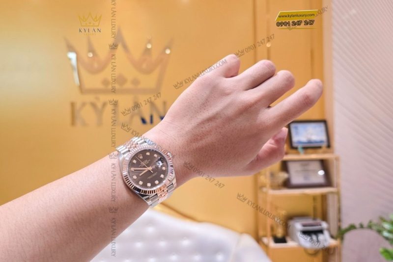 Đồng hồ Rolex Datejust 41 chocolate cọc kim cương 126331-0004