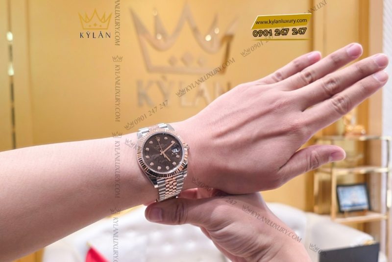 Đồng hồ Rolex Datejust 41 chocolate cọc kim cương 126331-0004