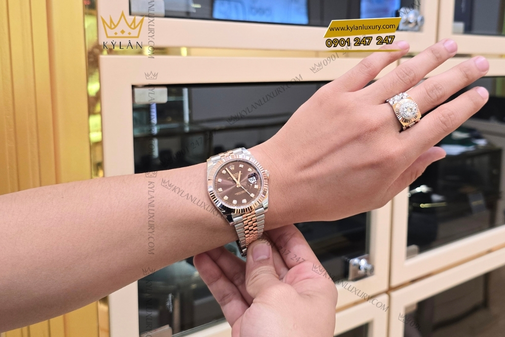 Kỳ Lân Luxury dong ho rolex 126331 mat nau chocolate dial 2 Đồng hồ Rolex Datejust 41 chocolate cọc kim cương 126331-0004