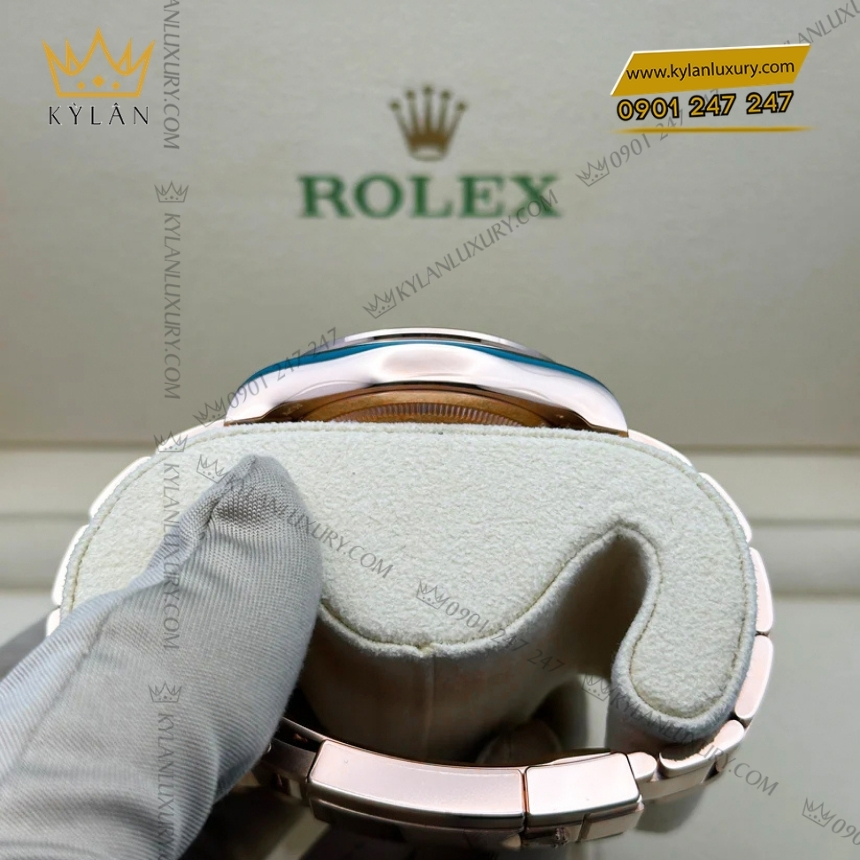 Kỳ Lân Luxury dong ho rolex cosmograph daytona 126505 0001 everose gold 2 Đồng hồ Rolex Cosmograph Daytona mặt đen cọc dạ quang 126505-0001