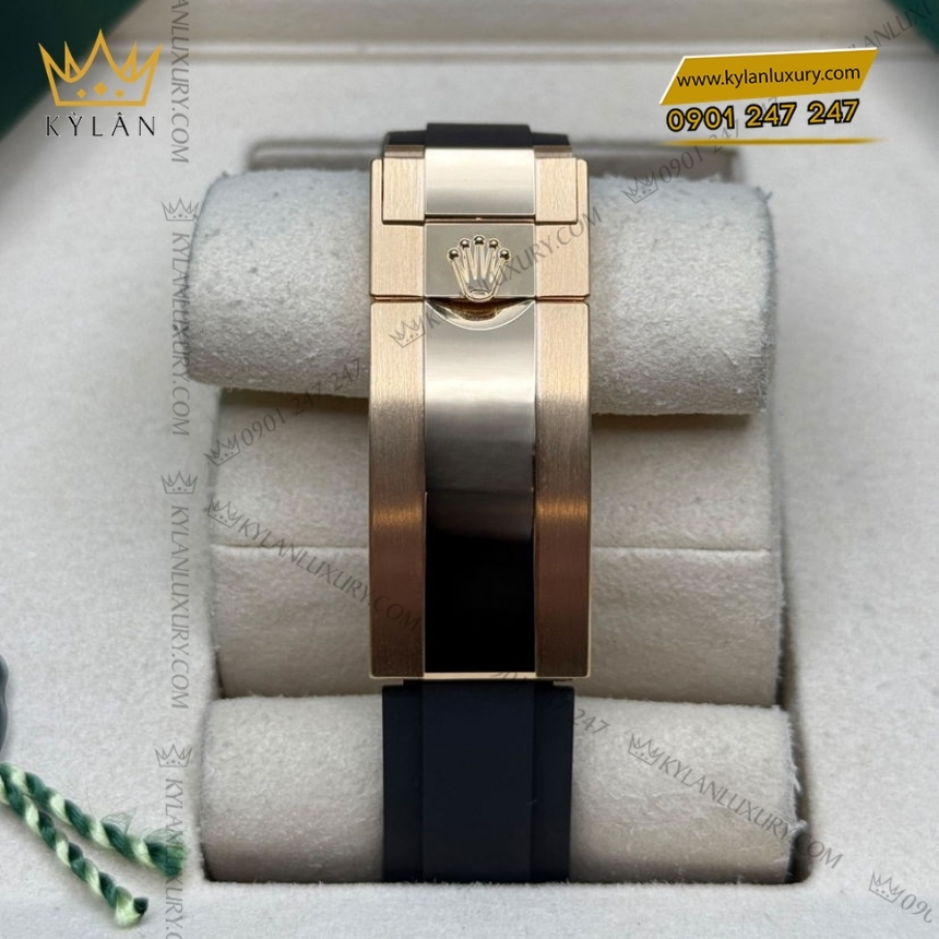 Kỳ Lân Luxury dong ho rolex cosmograph daytona 126518ln 0006 mat so den coc so kim cuong 8 Đồng hồ Rolex Cosmograph Daytona mặt đen phối vàng 126518LN-0006