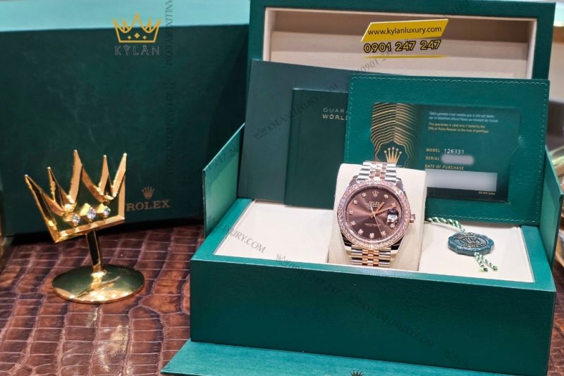 Đồng hồ Rolex Datejust 41 mặt chocolate custom vành kim cương 126331