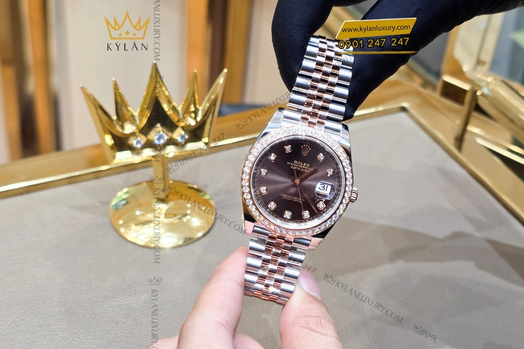 Kỳ Lân Luxury dong ho rolex datejust 41 126331 custom kim cuong 13 Đồng hồ Rolex Datejust 41 mặt chocolate custom vành kim cương 126331