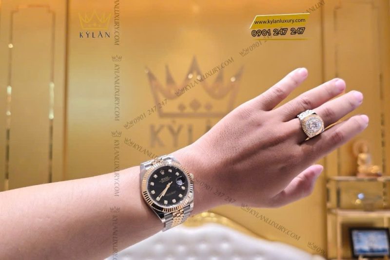 Đồng hồ Rolex Datejust 41 126333-0006 mặt số đen, cọc số kim cương