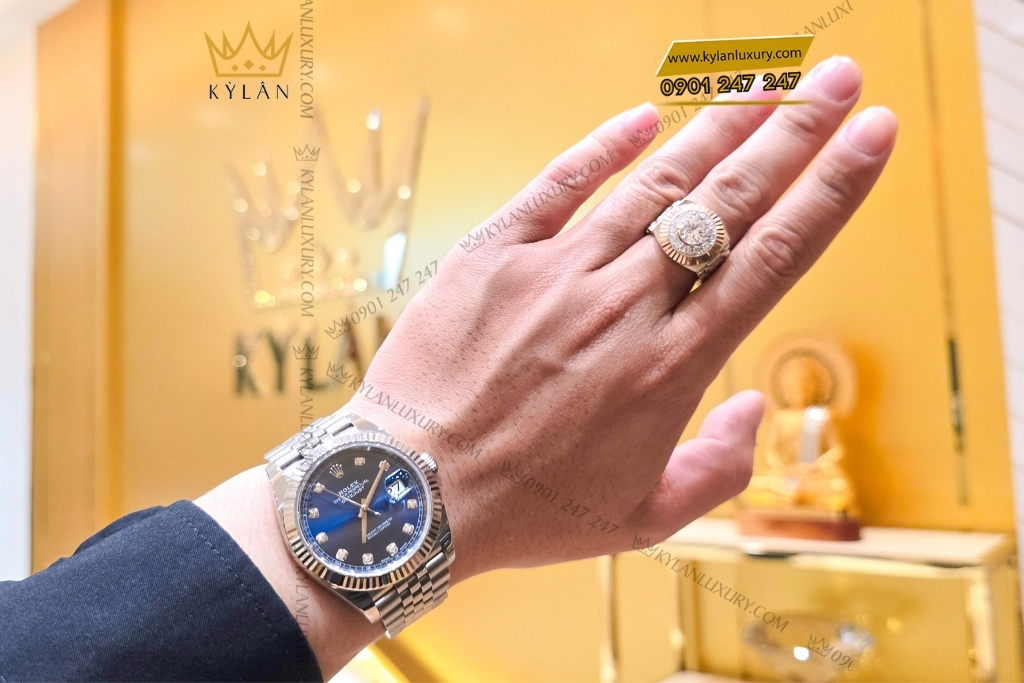 Kỳ Lân Luxury dong ho rolex datejust 41 mm126334 0016 mat xanh navy coc so kim cuong 10 Đồng hồ Rolex Datejust 41 126334-0016 mặt xanh navy cọc số kim cương