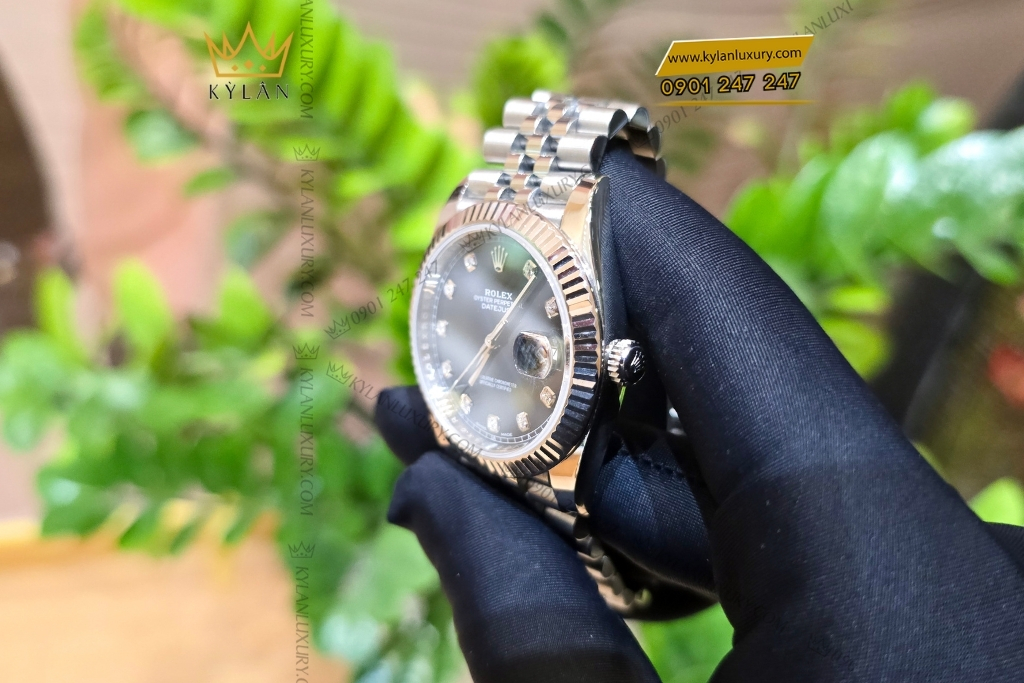 Kỳ Lân Luxury dong ho rolex datejust 41 mm126334 0016 mat xanh navy coc so kim cuong 13 Đồng hồ Rolex Datejust 41 126334-0016 mặt xanh navy cọc số kim cương