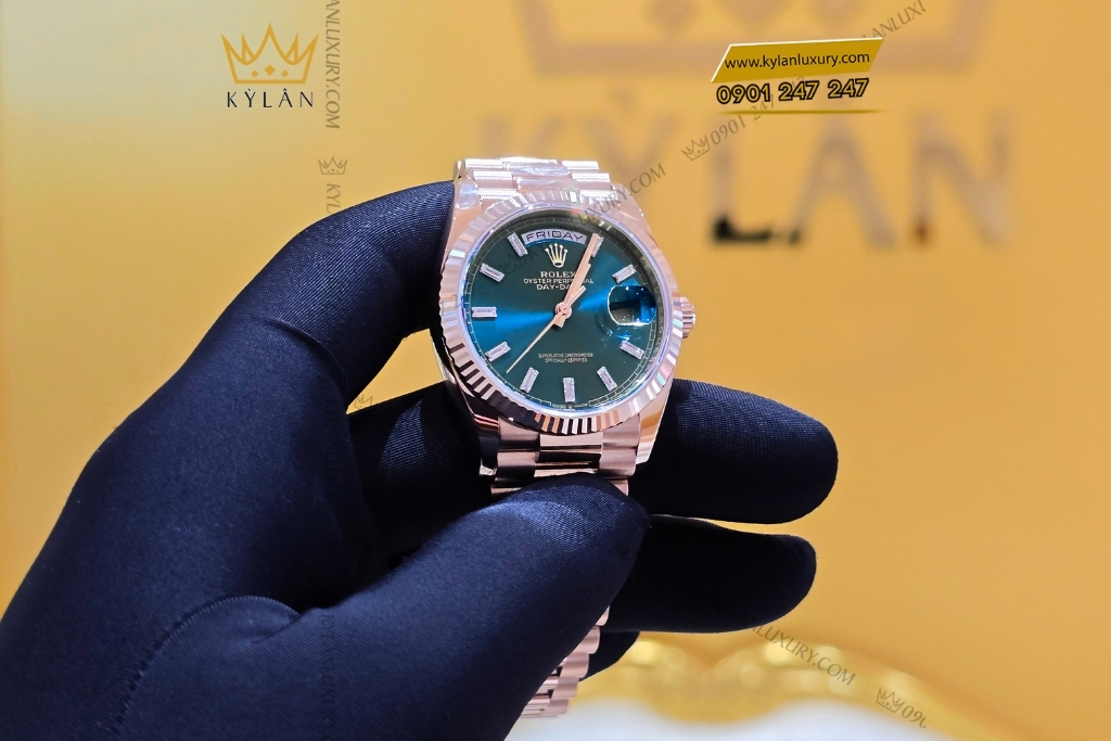 Kỳ Lân Luxury dong ho rolex day date 36 128235 0085 mat so xanh luc lam 14 Đồng hồ Rolex Day Date 36 xanh lục lam 128235-0085
