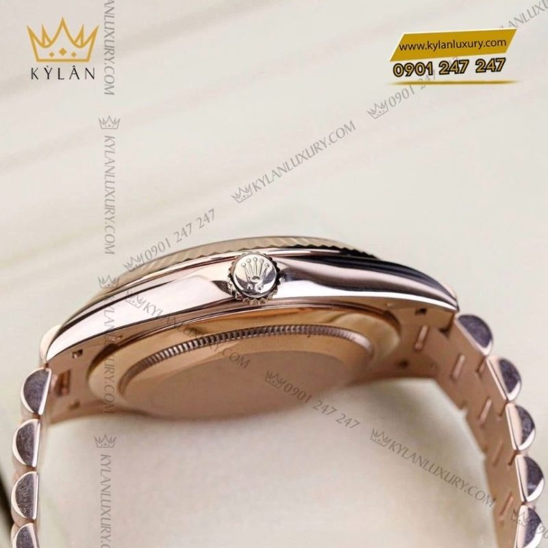 Đồng hồ Rolex Day-Date 40 mặt khảm trai 228235-0056