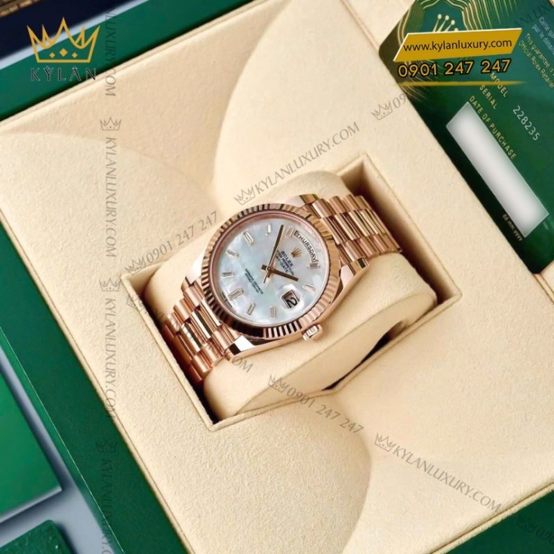 Đồng hồ Rolex Day-Date 40 mặt khảm trai 228235-0056