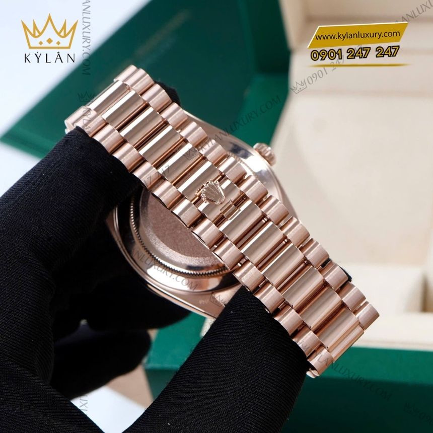 Kỳ Lân Luxury dong ho rolex day date 40 228235 0056 mother of pearl mat kham trai 5 Đồng hồ Rolex Day-Date 40 228235-0056 Mother Of Pearl mặt khảm trai
