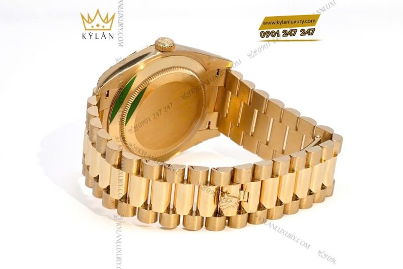 Đồng hồ Rolex Day-Date 40 228238-0005 mặt champagne nạm kim cương
