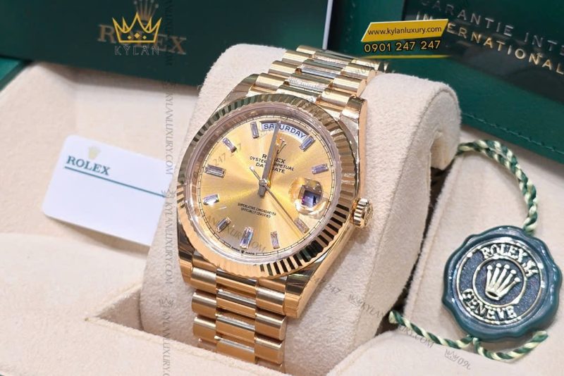Đồng hồ Rolex Day-Date 40 228238-0005 mặt champagne nạm kim cương
